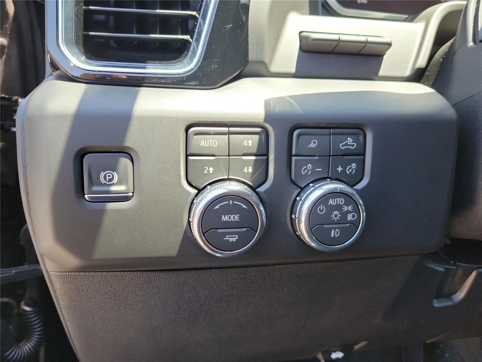 2026 GMC Sierra 2500HD Denali - Photo 22