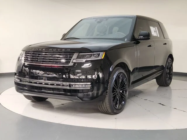 2026 Land Rover Range Rover SE