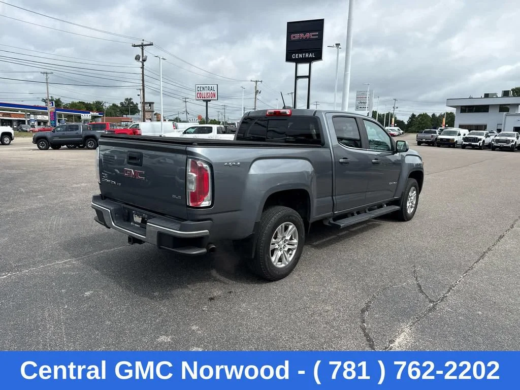Used 2020 Gray GMC 4WD SLE image 5