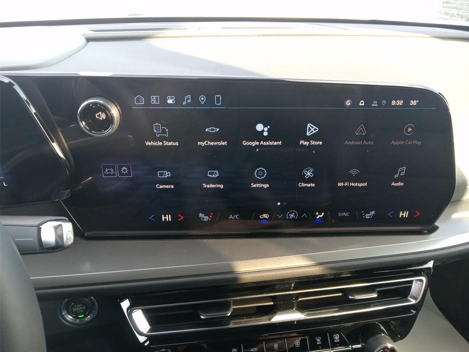 2026 Chevrolet Traverse LT - Photo 19