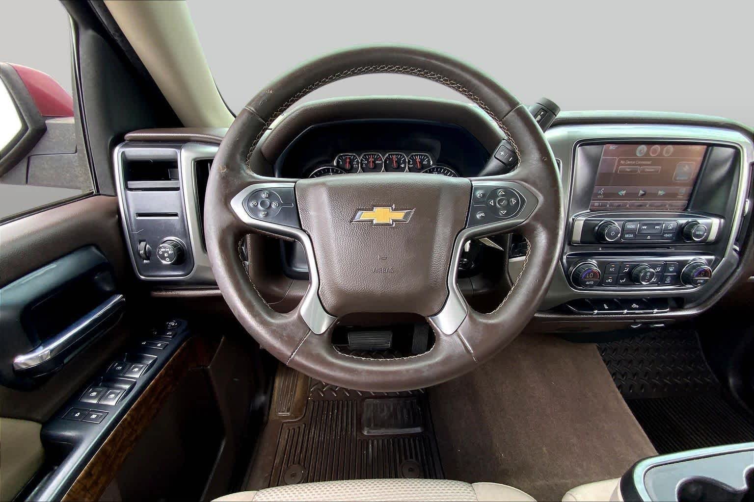 Used 2014 Deep Ruby Metallic Chevrolet LT image 5