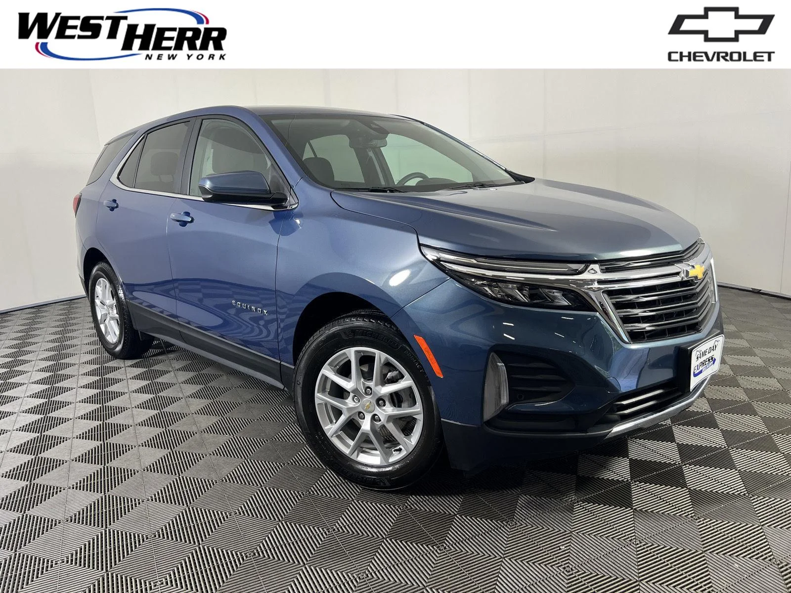 Used 2024 Lakeshore Blue Metallic Chevrolet LT image 1