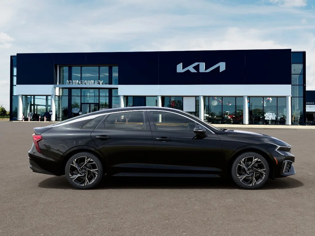 New 2027 Aurora Black Pearl Kia GT-Line image 7