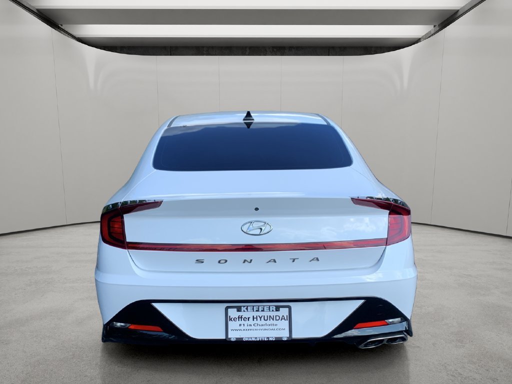 Used 2023 Serenity White Hyundai SEL image 4