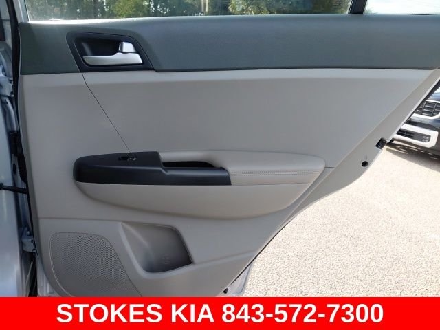 Used 2018 Silver Kia LX image 24