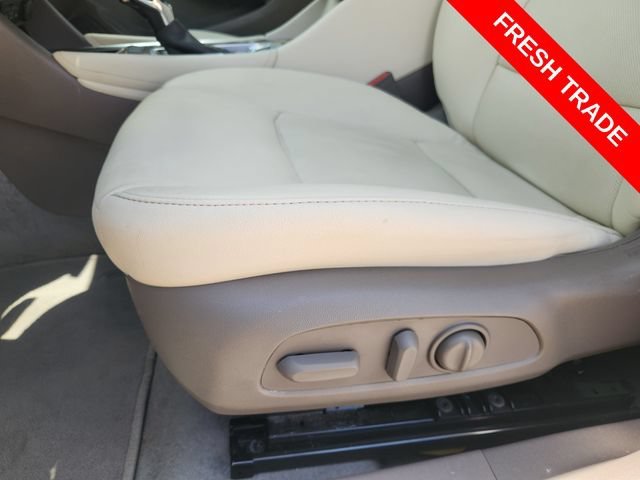 Used 2024 Mineral Gray Metallic Chevrolet 2LT image 23
