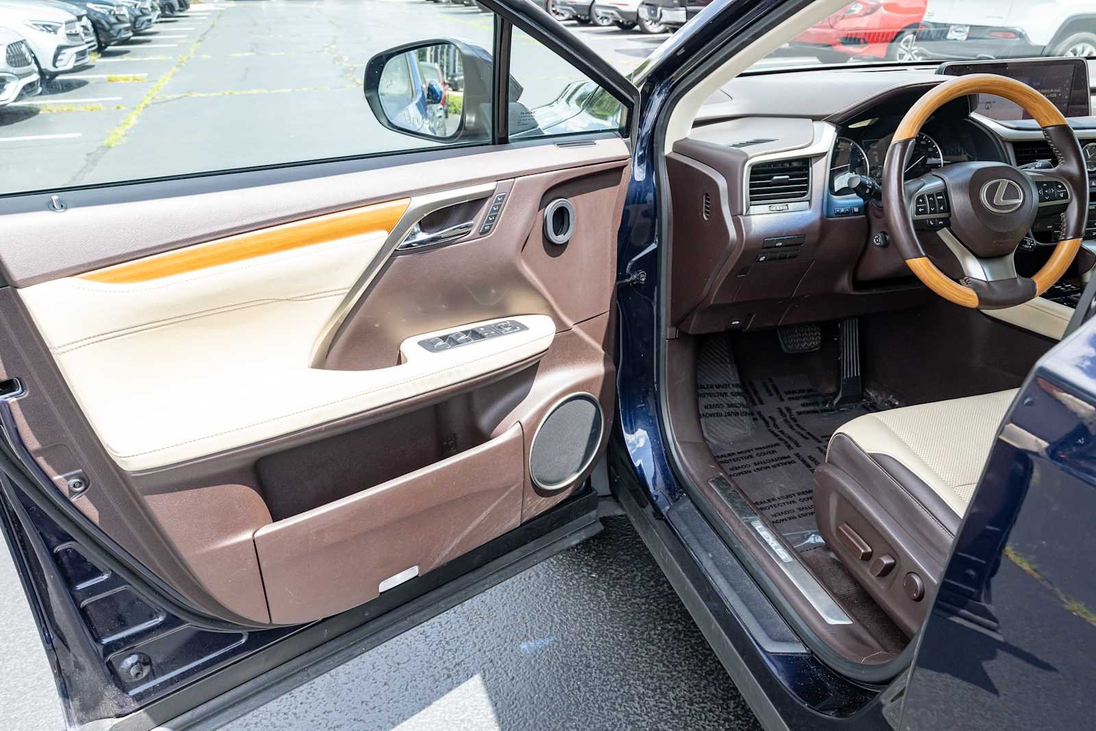 Used 2016 Nightfall Mica Lexus  image 12