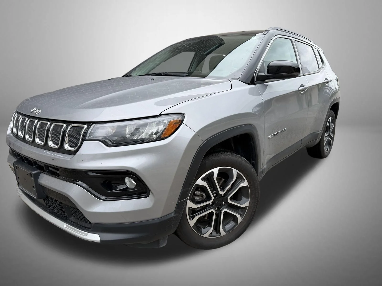 Used 2022 Silver Jeep Limited image 1