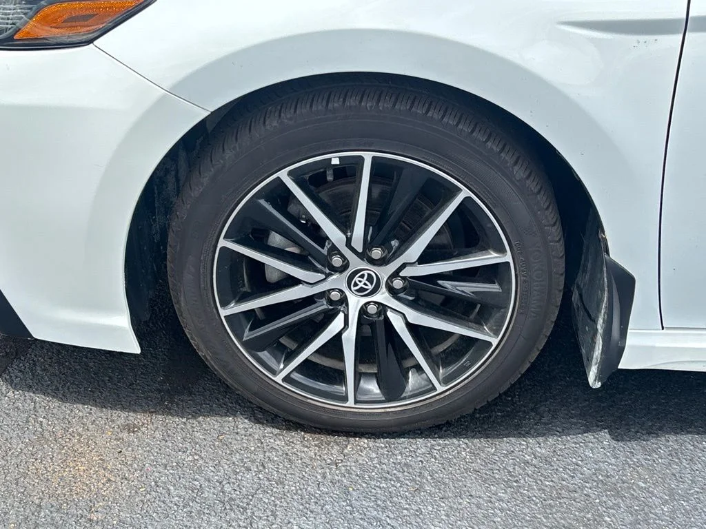 Used 2023 White Toyota SE image 28