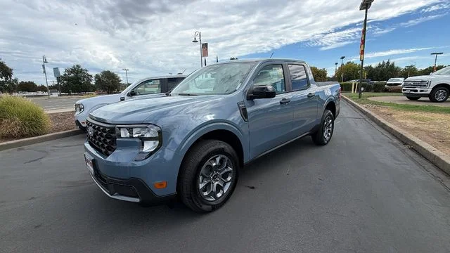 New 2026 Azure Gray Metallic Tri-Coat Ford XLT image 34
