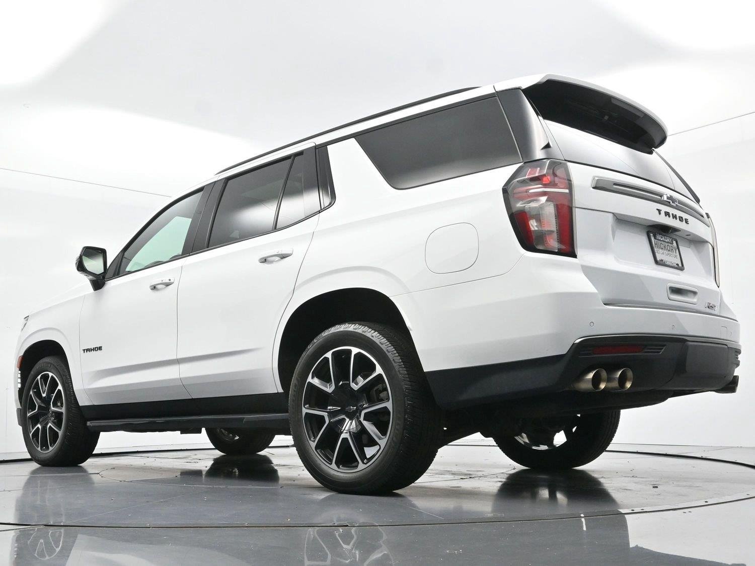Used 2022 Summit White Chevrolet RST image 48