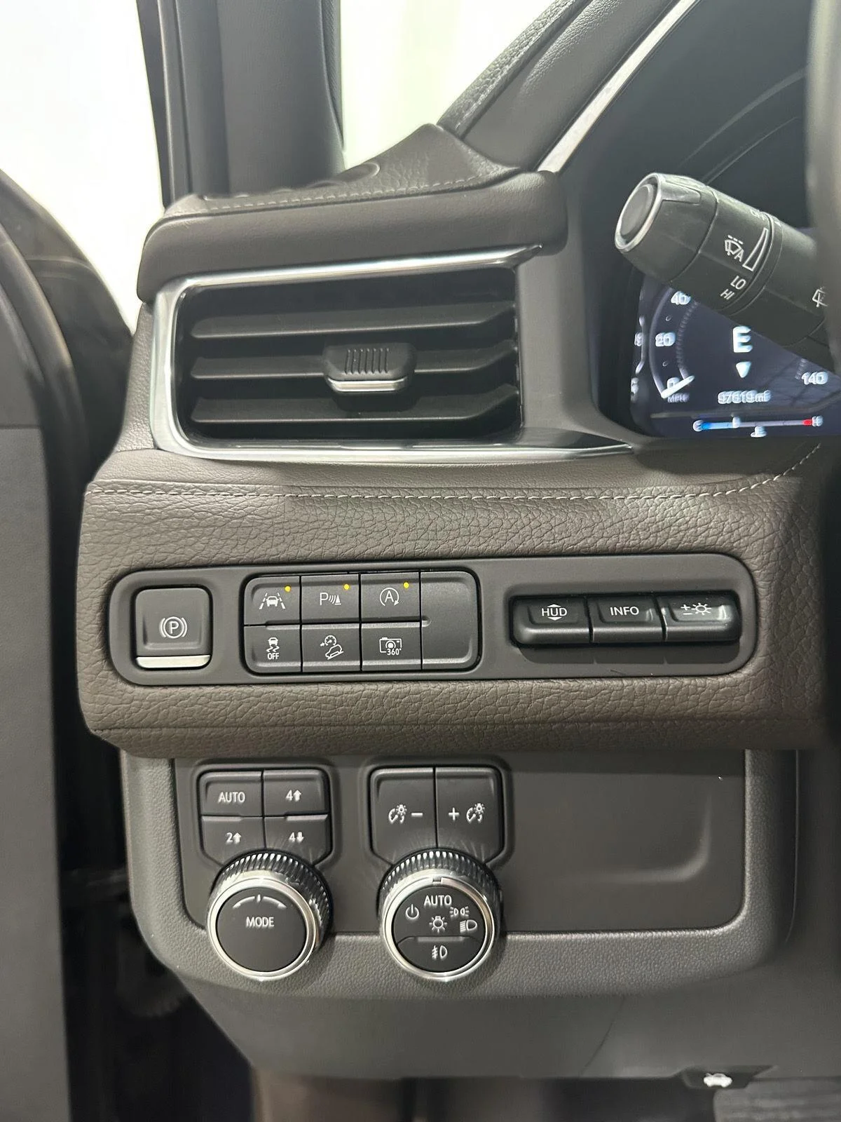 Used 2023 Midnight Blue Metallic GMC Denali image 15