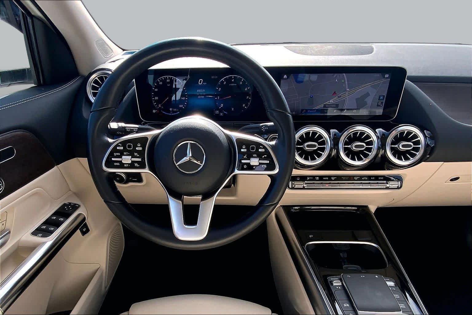 Used 2021 Polar White Mercedes-Benz GLA 250 image 6