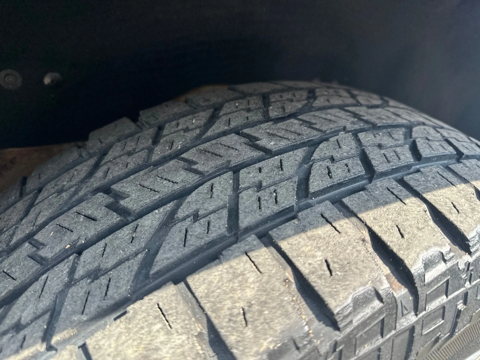 Used 2018 Red GMC SLT image 9