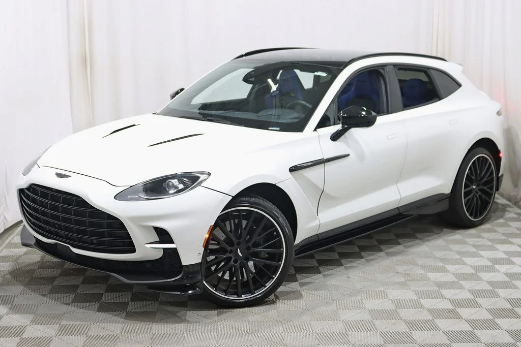 Used 2023 White Aston Martin 707 image 8