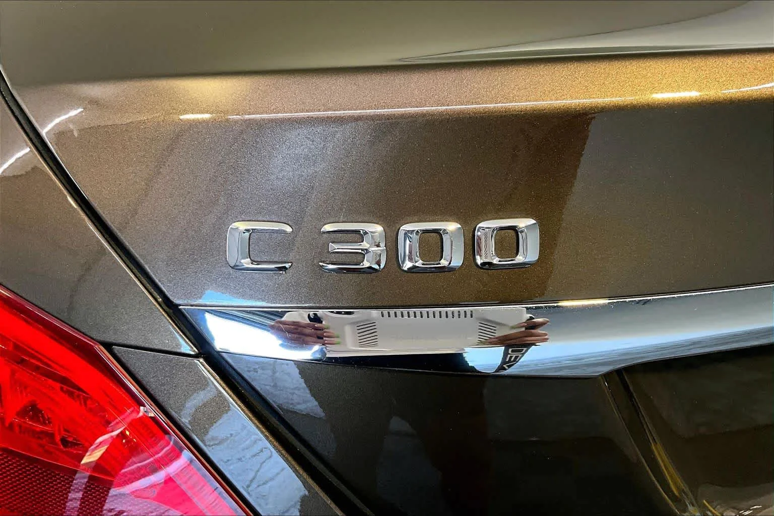 Used 2015 Dakota Brown Metallic Mercedes-Benz C 300 image 10