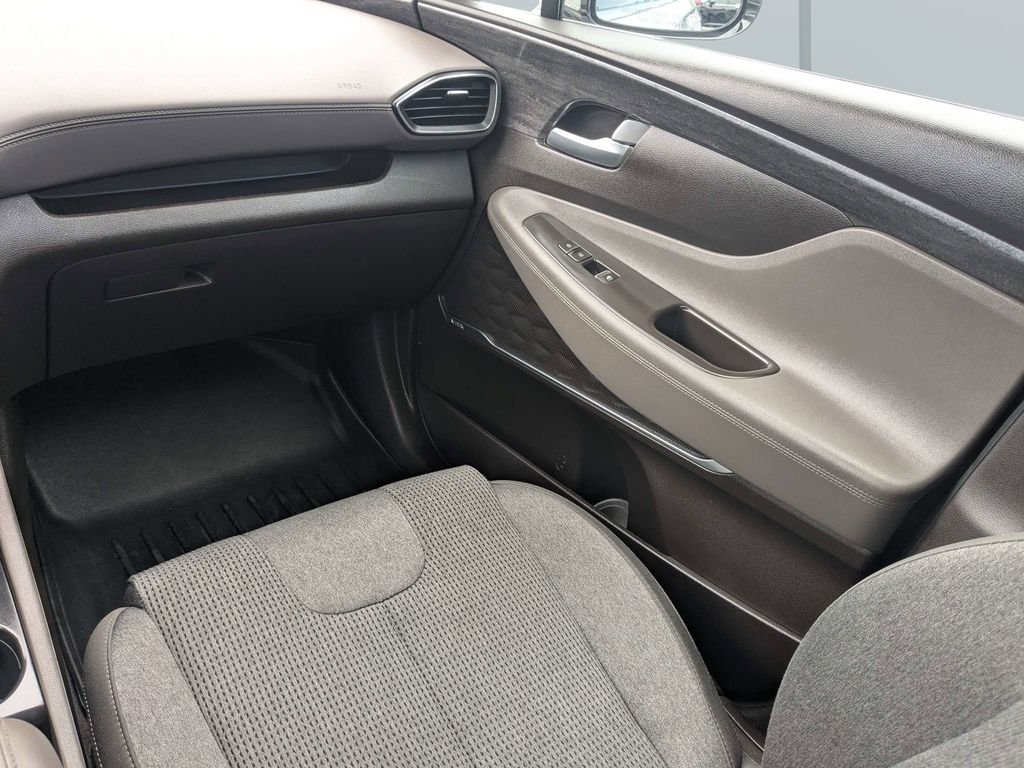 Used 2019 Silver Hyundai SEL Plus image 17