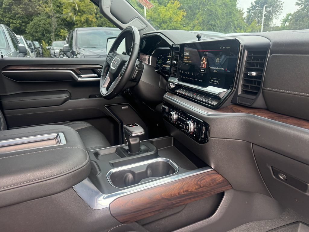 Used 2022 Summit White GMC SLT image 29