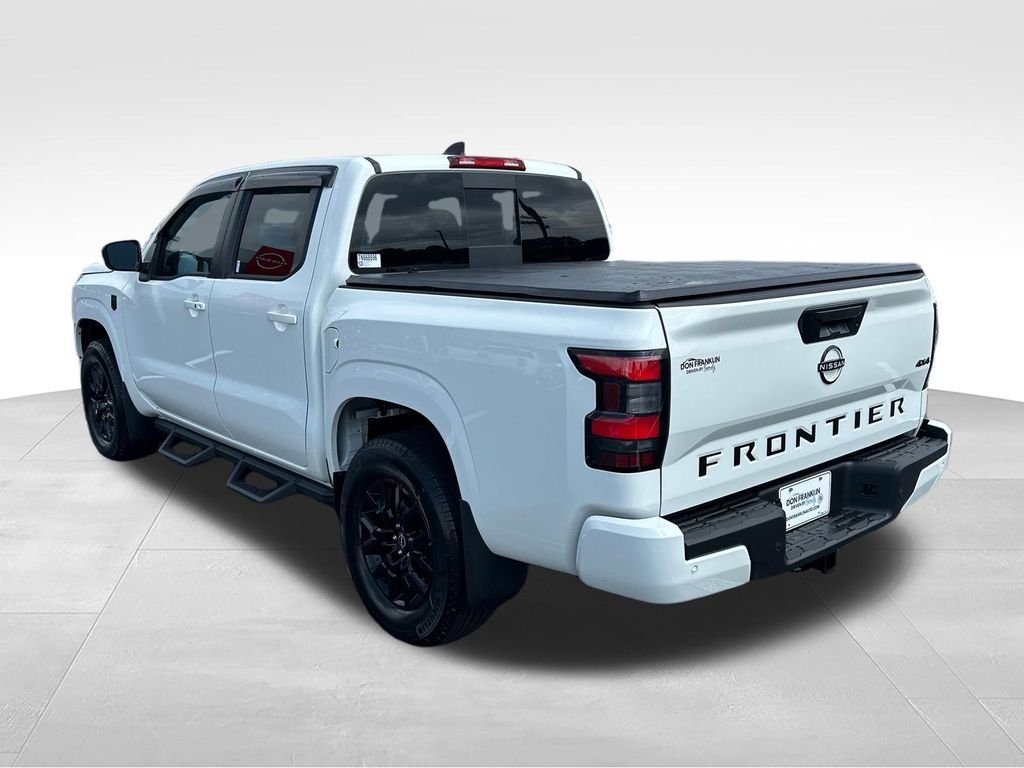 New 2026 Glacier White Nissan Crew Cab SV image 3