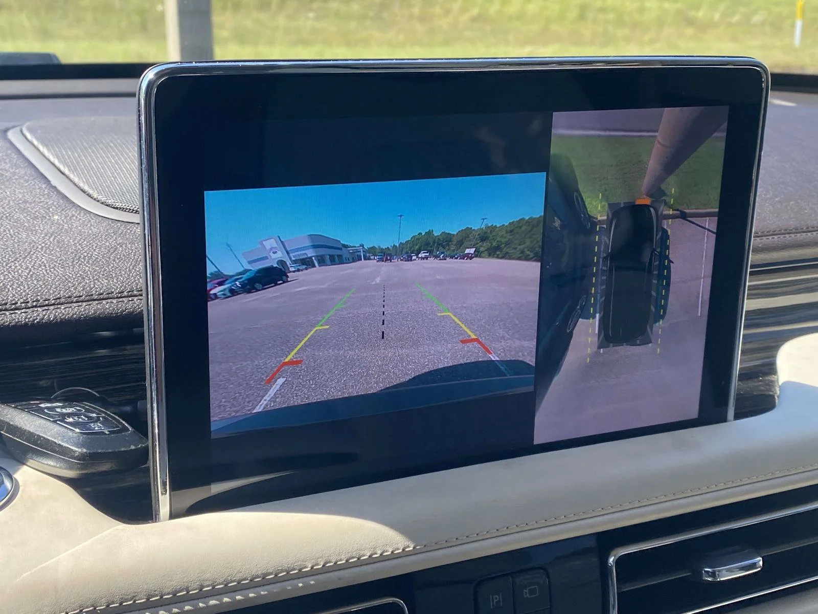 Used 2020 Gray Lincoln Black Label Grand Touring image 23