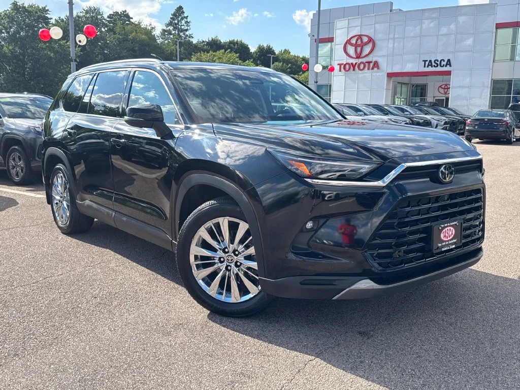 Used 2024 Black Toyota Platinum image 1