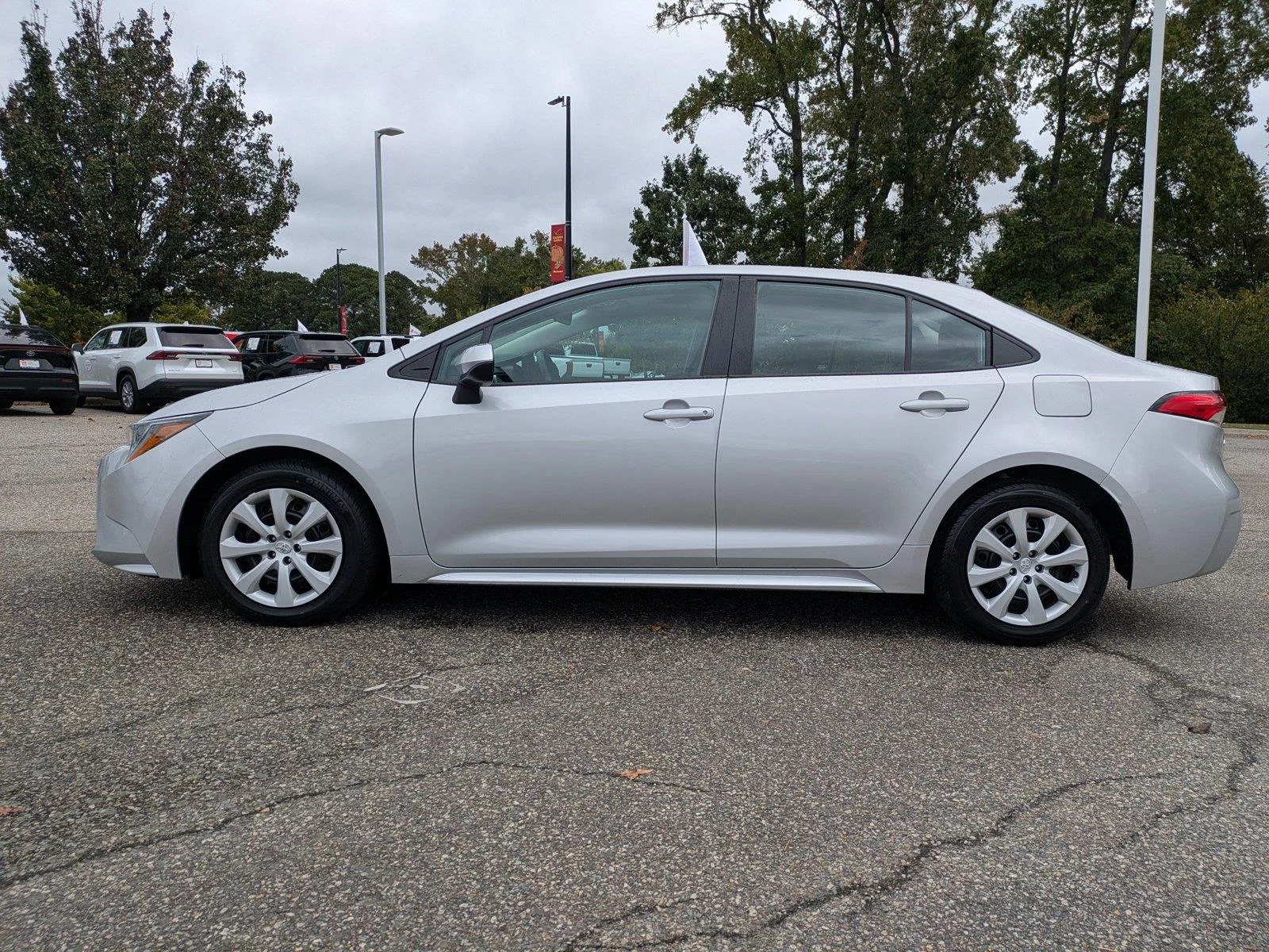 Certified Used 2024  Toyota LE image 7