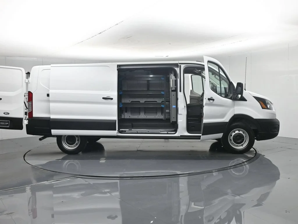 New 2026 Oxford White Ford Base image 33
