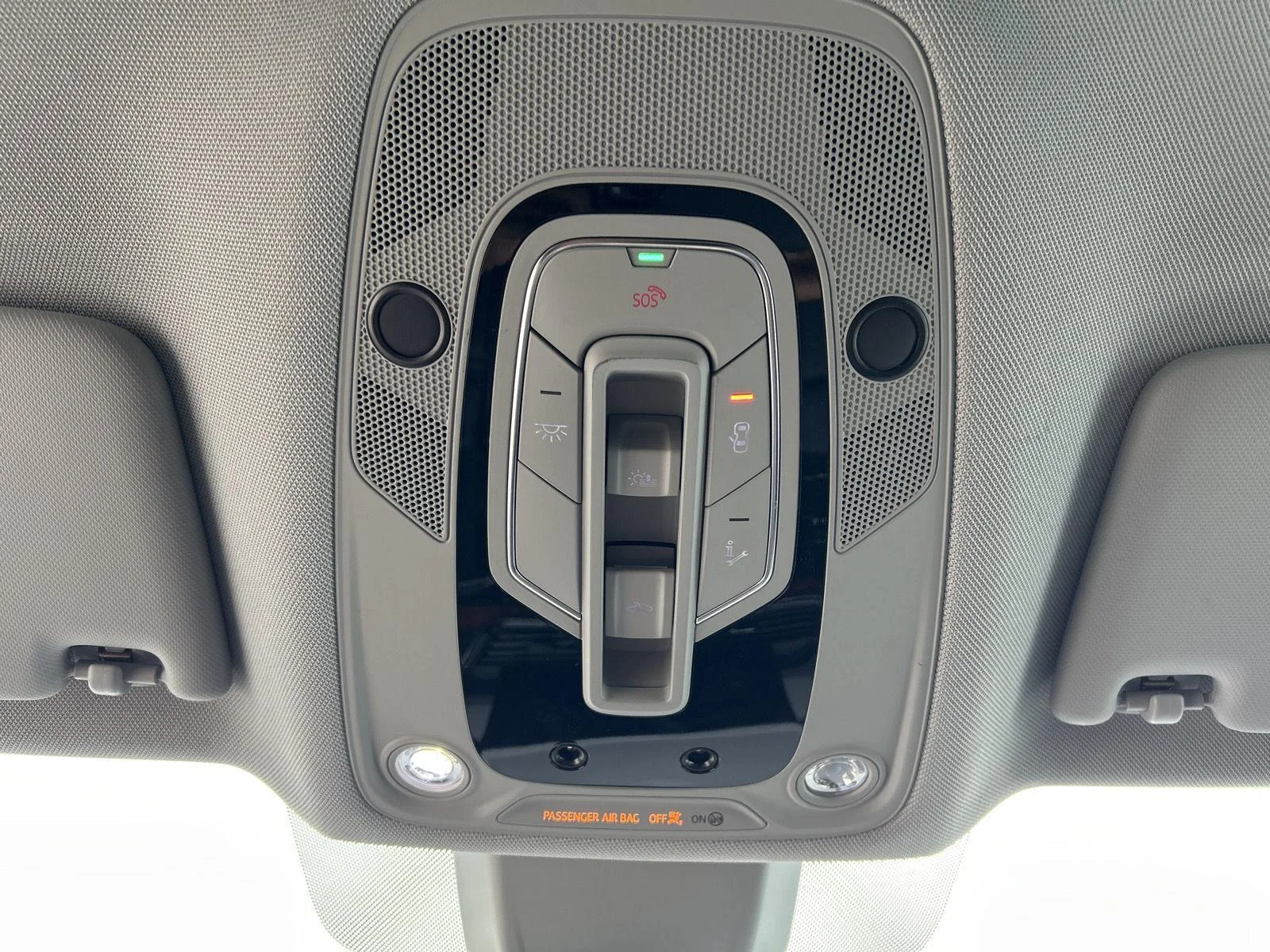 Used 2023 Daytona Gray Pearl Effect Audi S line Prestige image 20