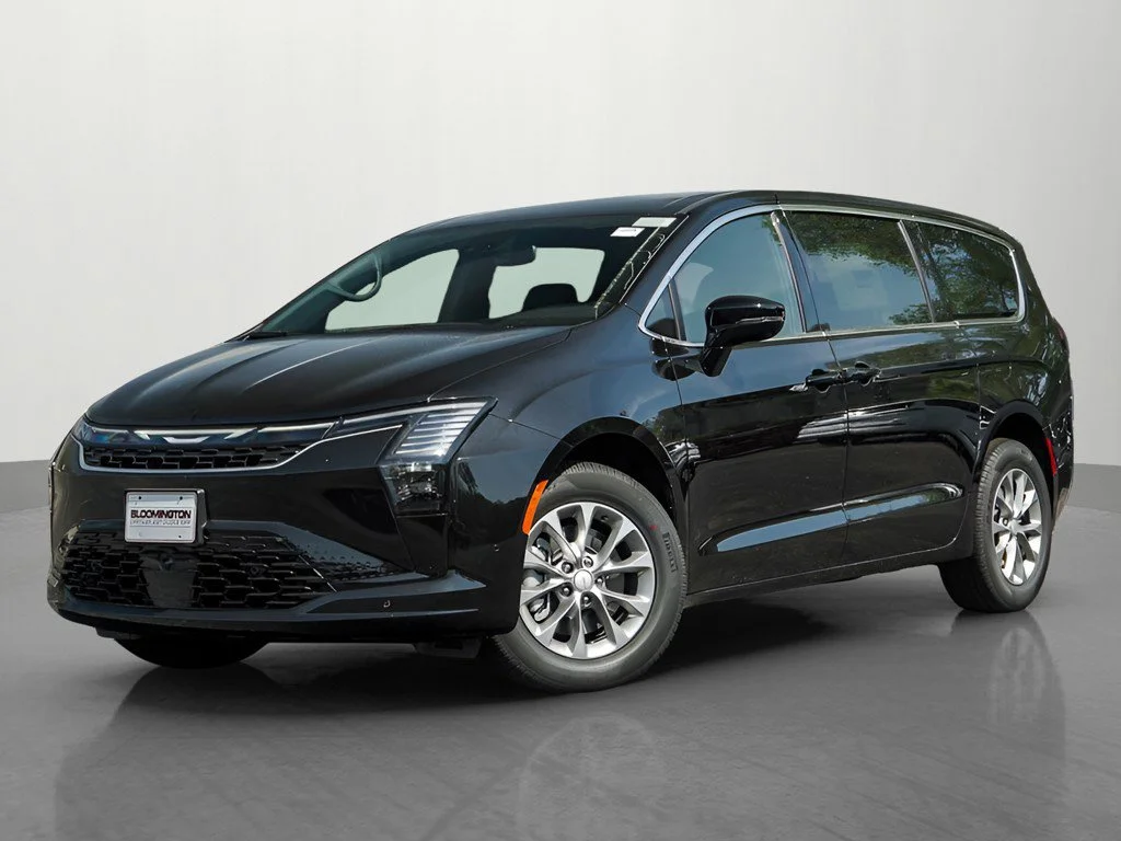 2027 Chrysler Pacifica Select AWD's photo