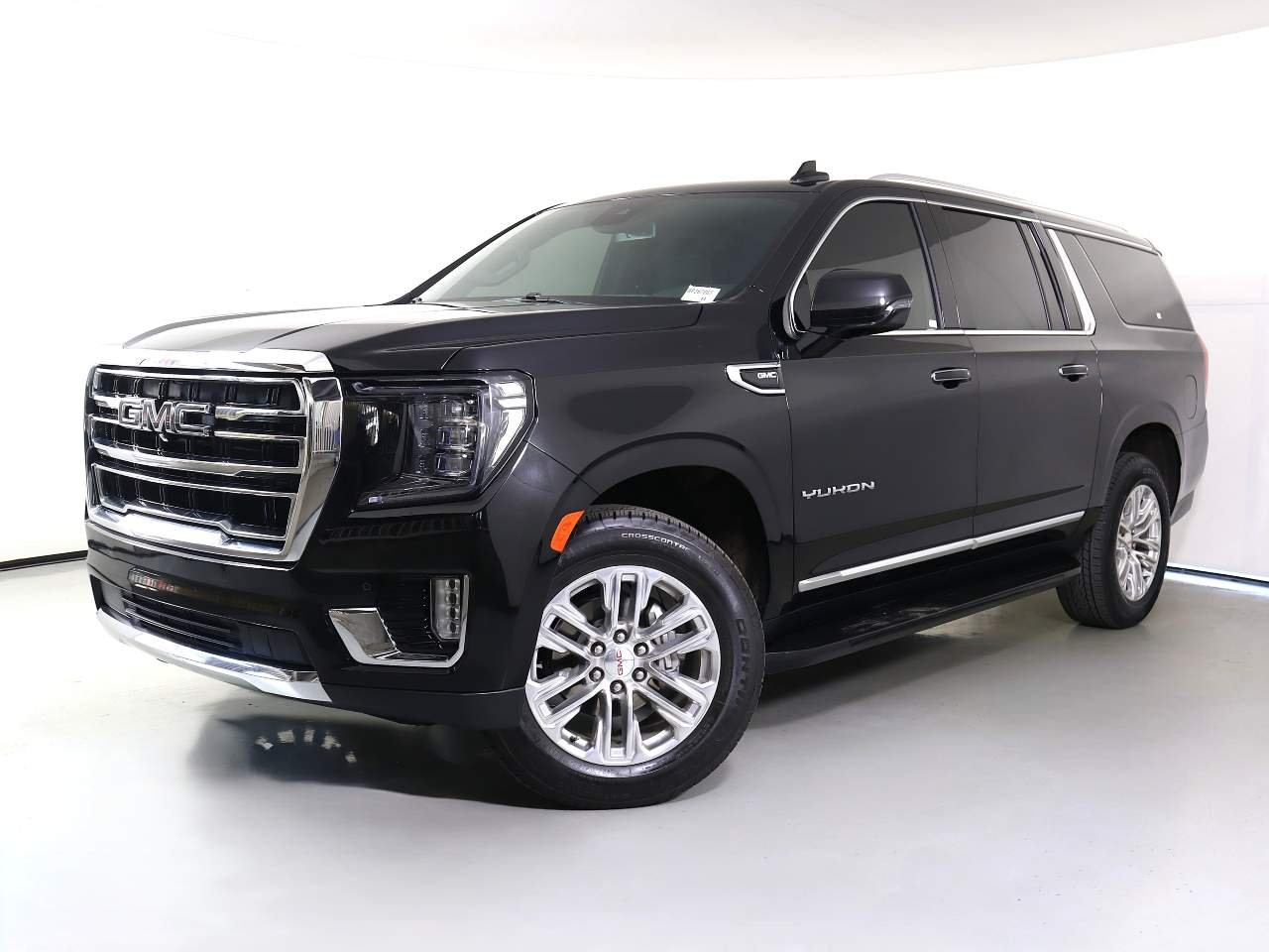 Used 2023 Onyx Black GMC SLT image 1