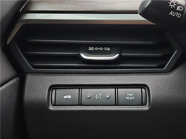 Used 2025 Super Black Nissan SV image 12