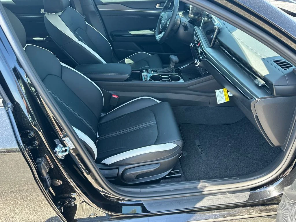 New 2026 Black Kia GT-Line image 13