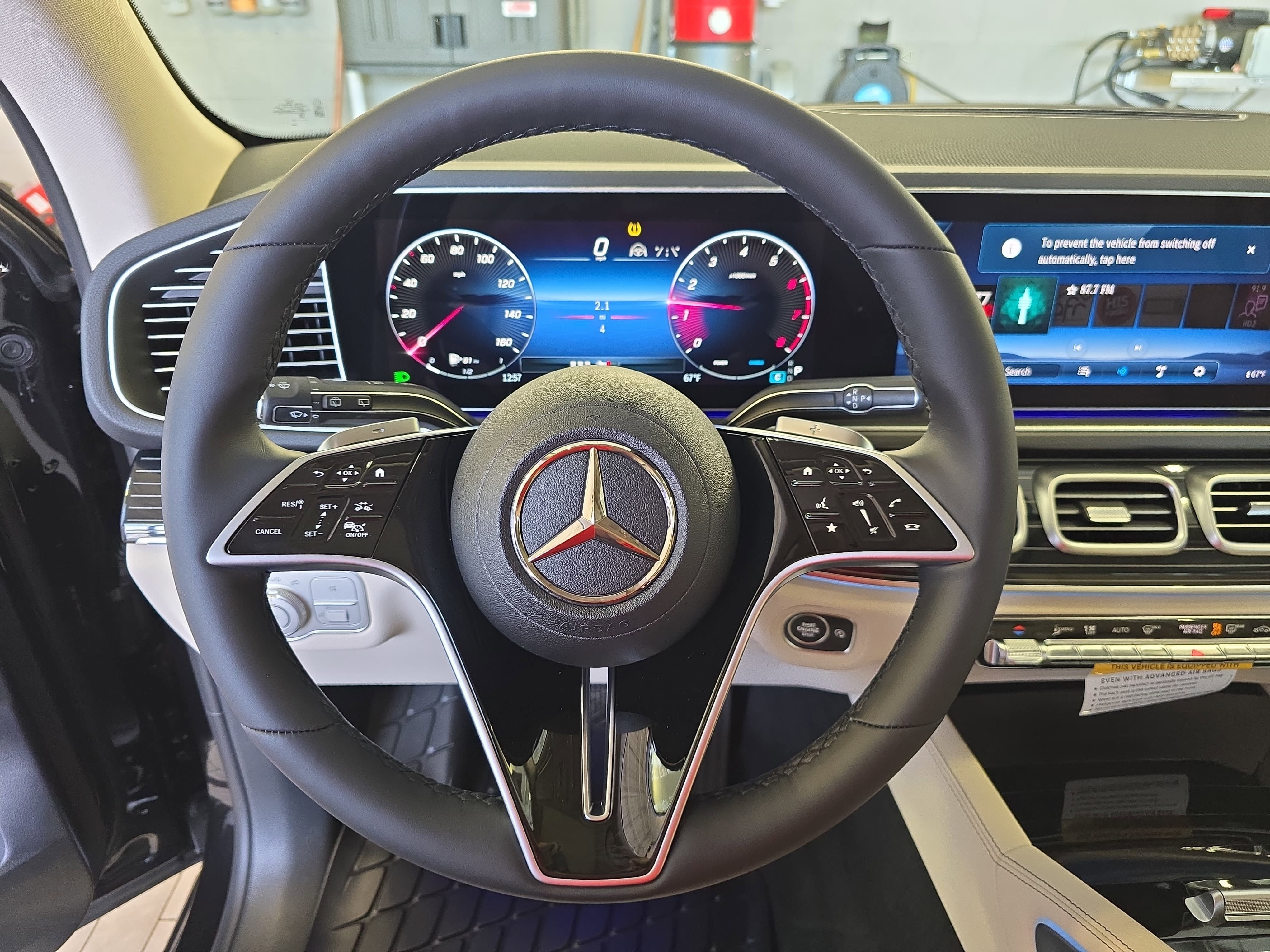 New 2026 Obsidian Black Metallic Mercedes-Benz GLE350 image 19