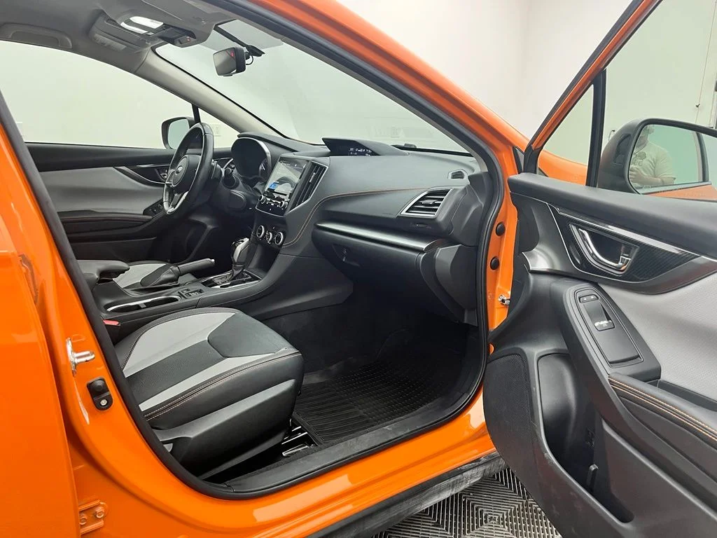 Used 2018 Orange Subaru 2.0i Limited image 31