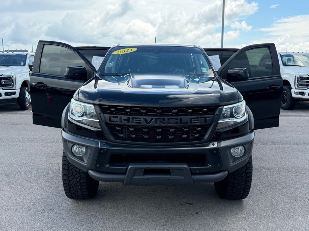 Used 2021 Black Chevrolet ZR2 image 23