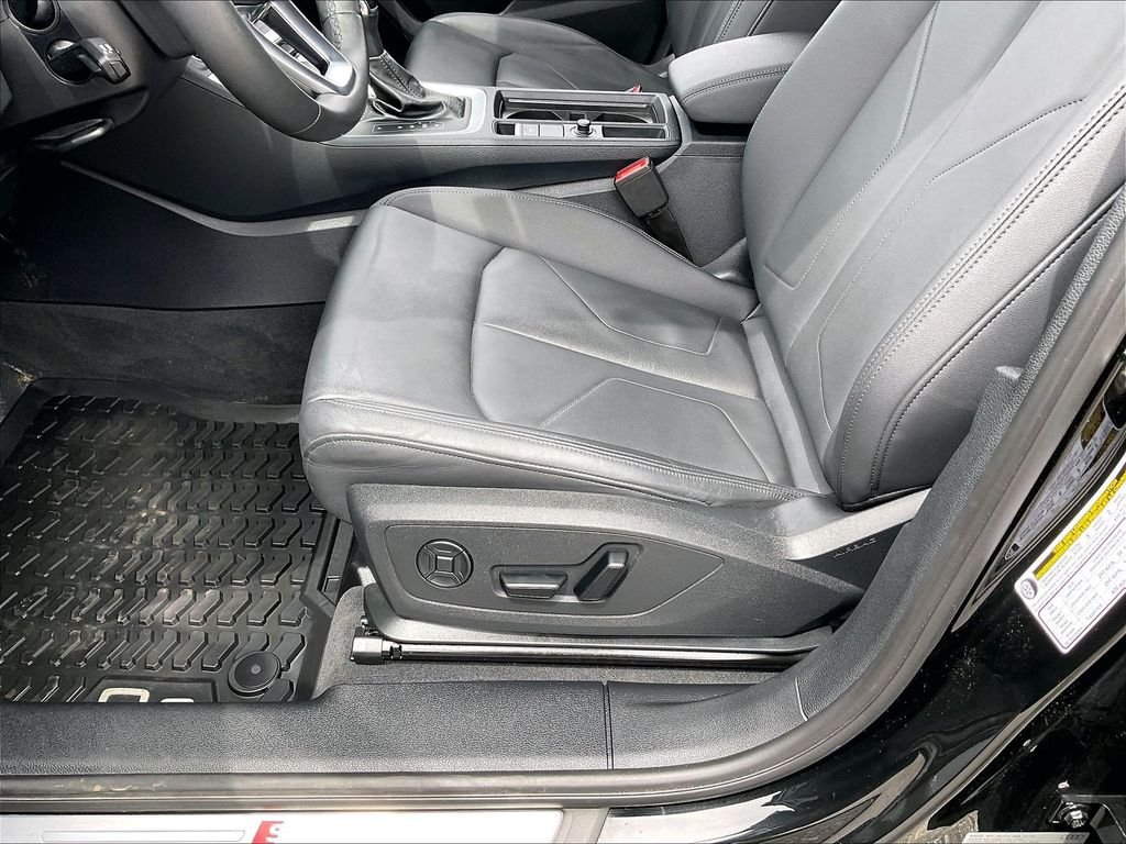 Used 2025 Mythos Black Metallic Audi Premium Plus image 34