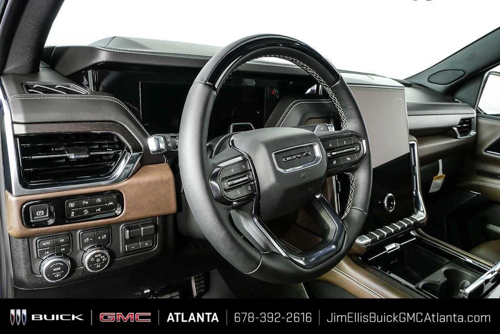 2026 GMC Yukon Denali Ultimate - Photo 4