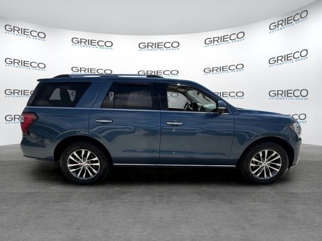 Used 2018 Blue Ford Limited image 8