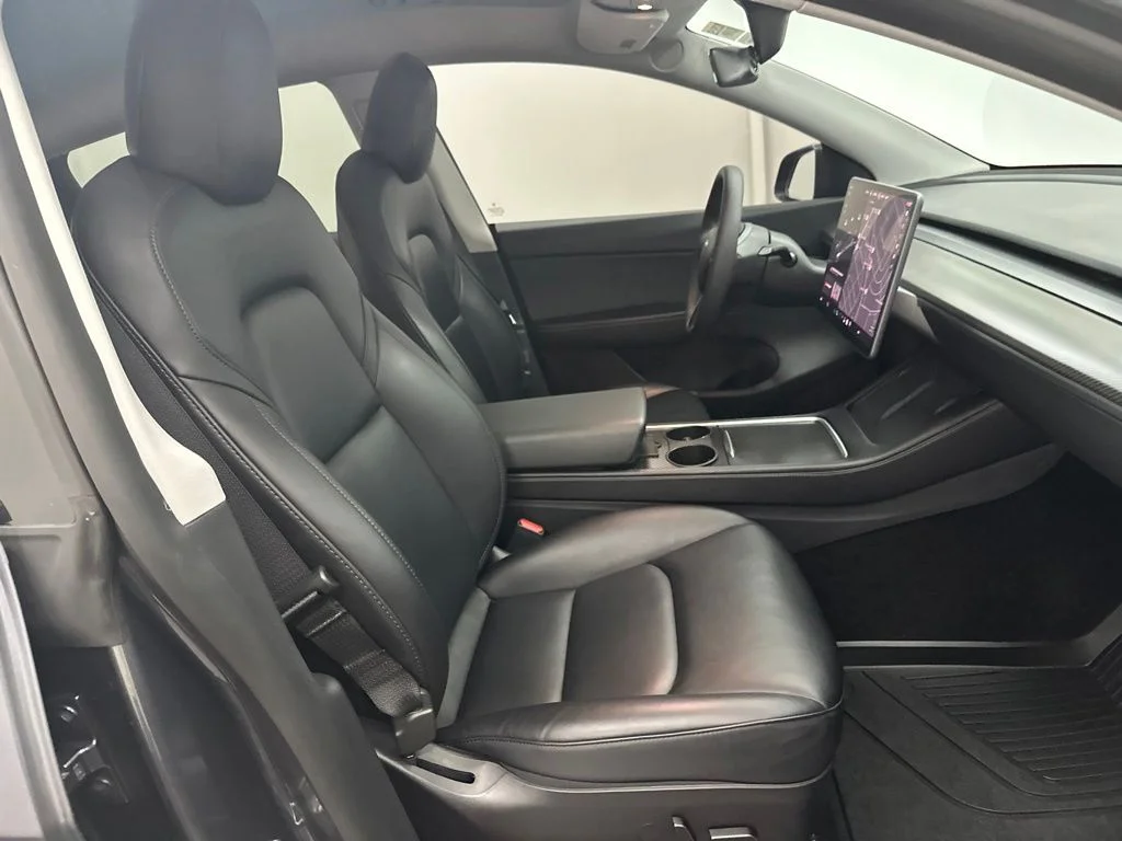 Used 2021 Gray Tesla Long Range image 27