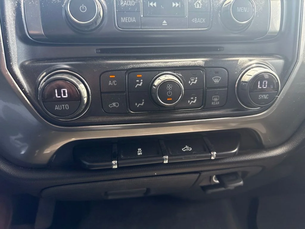 Used 2018 Black Chevrolet LT image 19