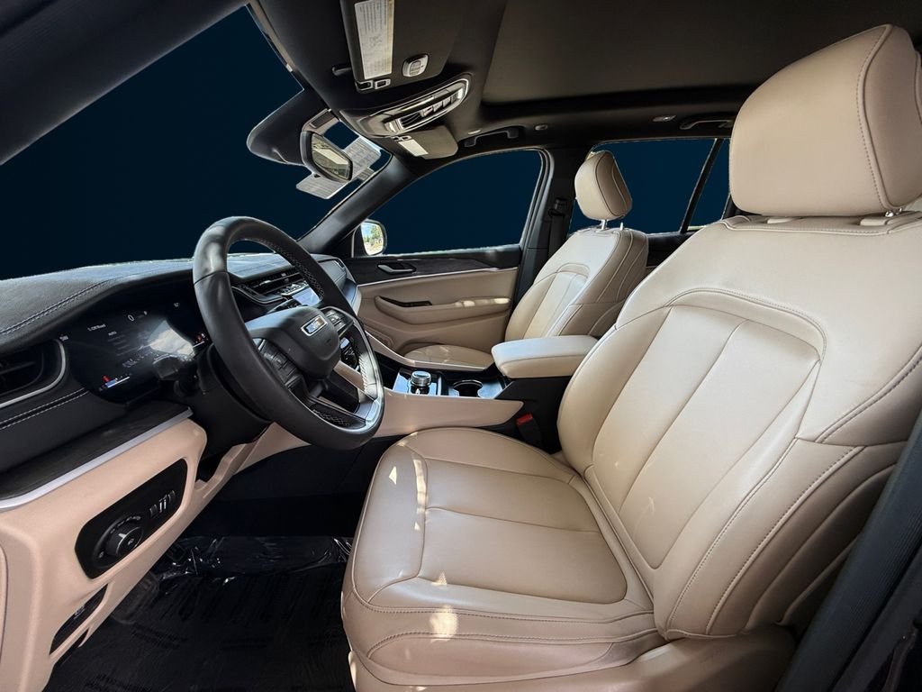 Used 2024 Black Jeep Limited image 10