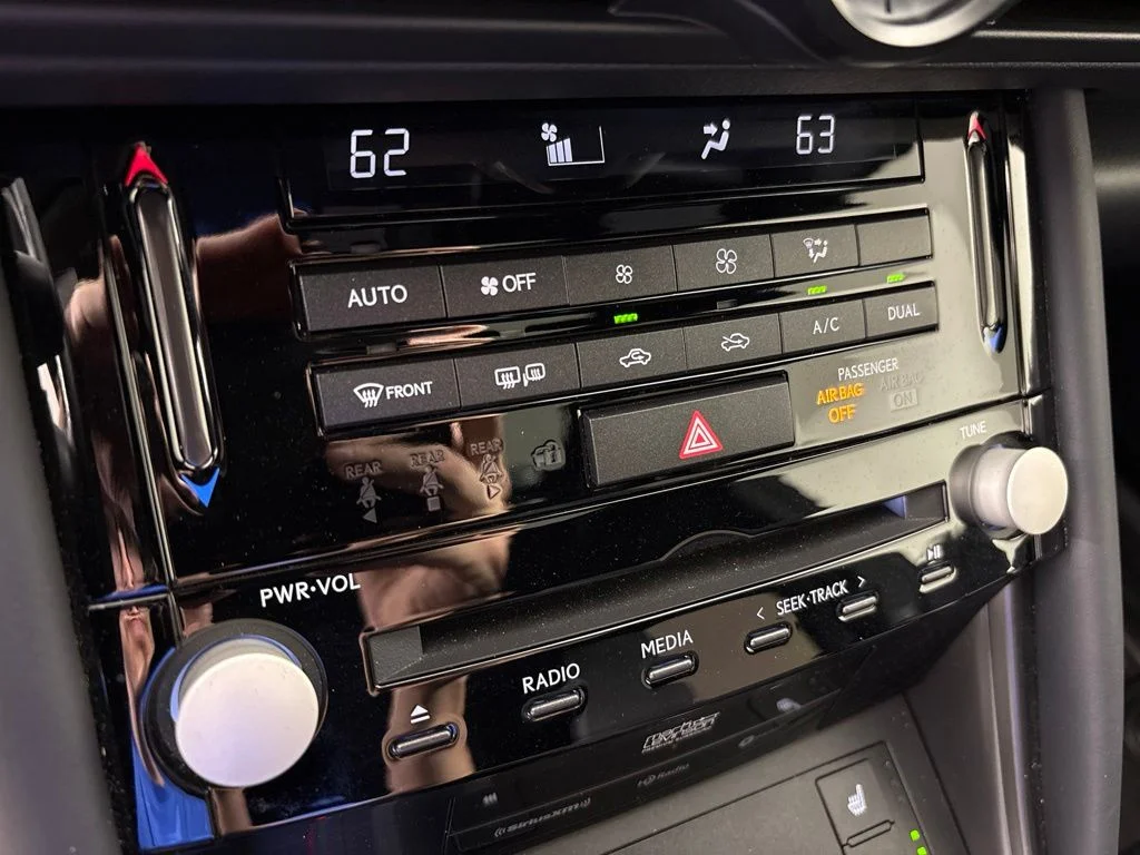 Used 2024 White Lexus 500 F SPORT Performance Premium image 44