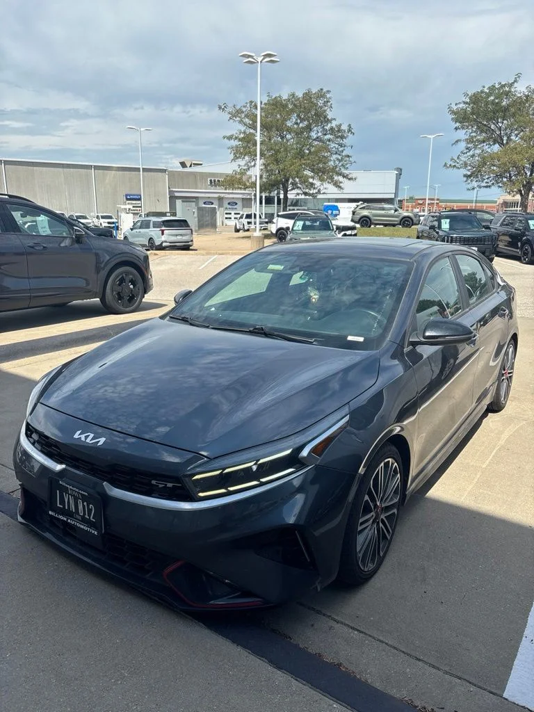 Used 2022 Gray Kia GT image 2