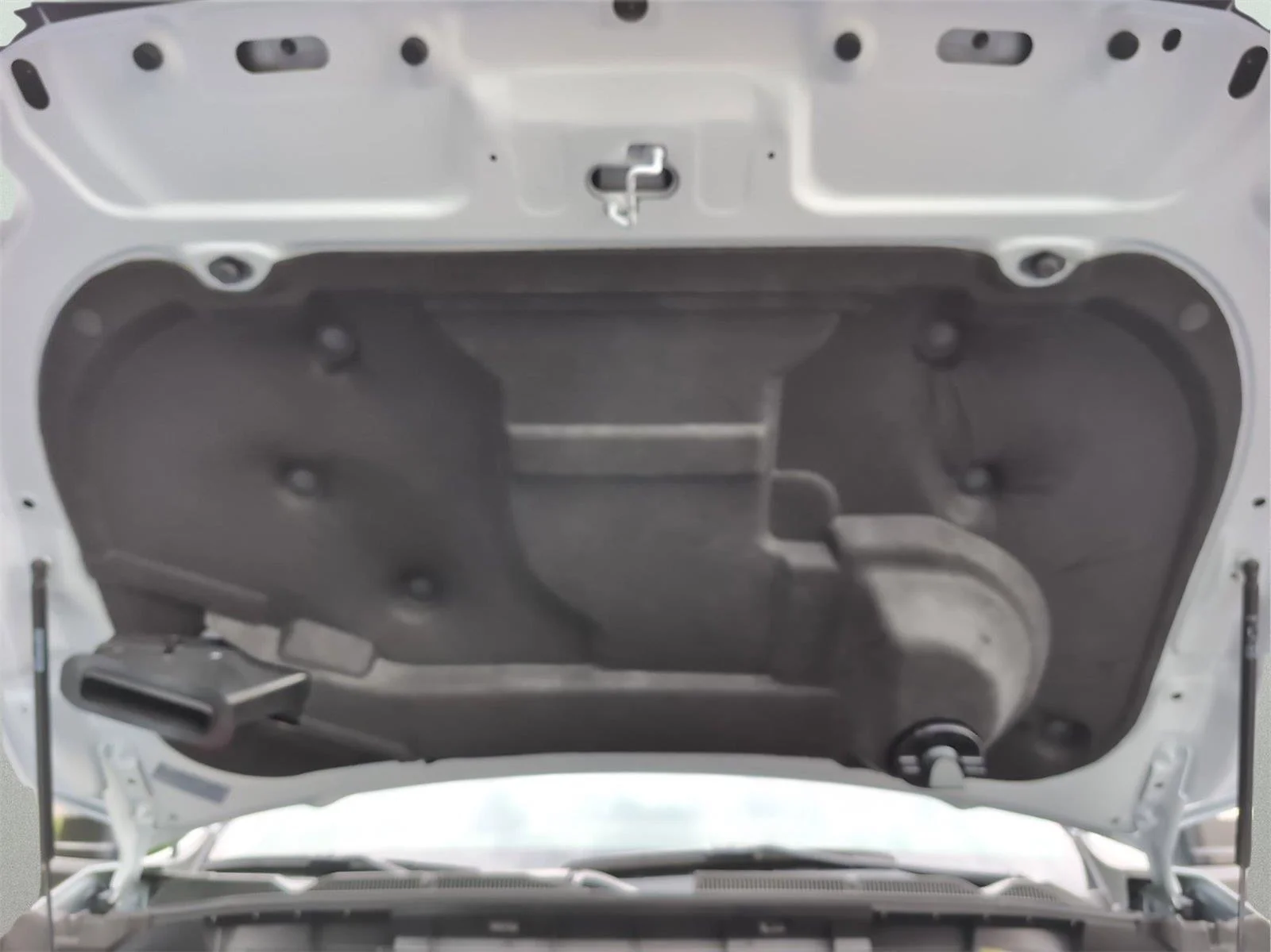 New 2026 Glacier White Tricoat GMC Denali image 32