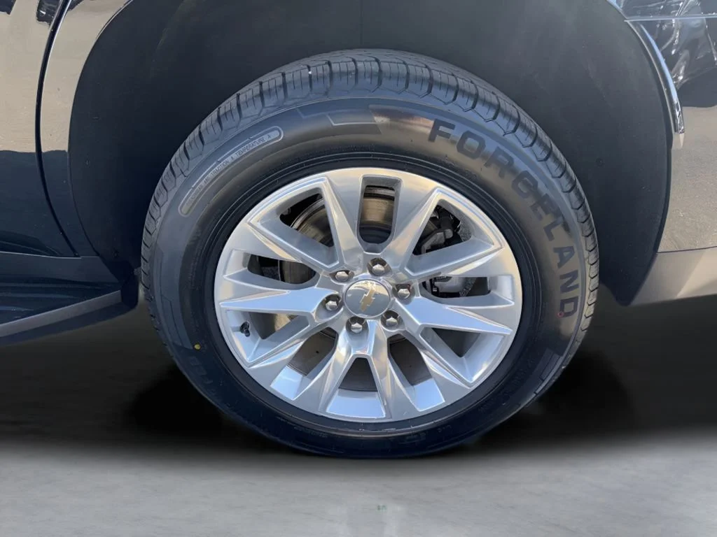 Used 2024 Black Chevrolet Premier image 37