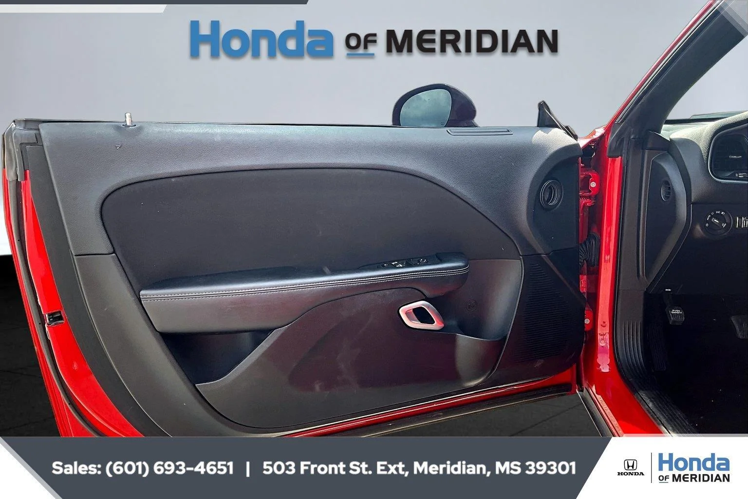 Used 2022 Torred Clearcoat Dodge GT image 17