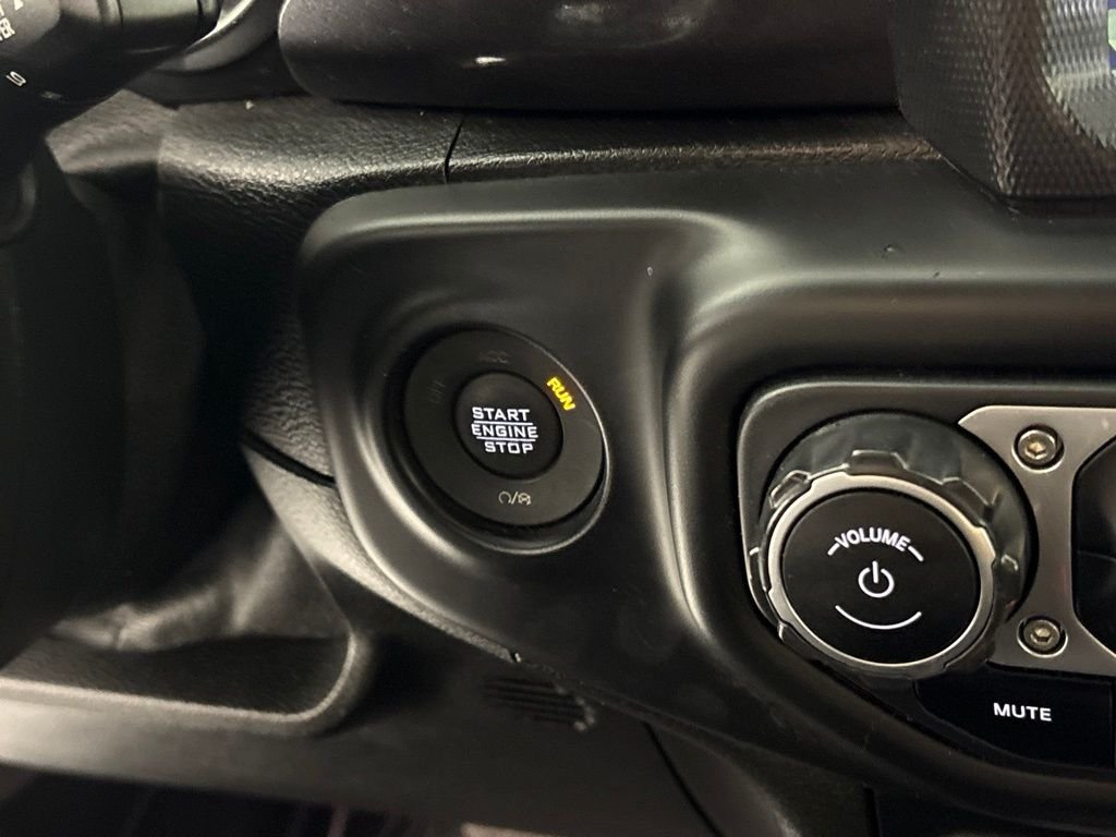 Used 2021 Gray Jeep Unlimited Rubicon 392 image 34