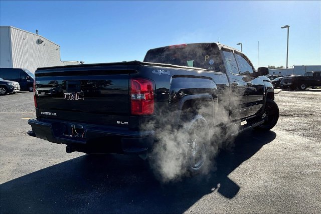 Used 2015 Black GMC Base image 4