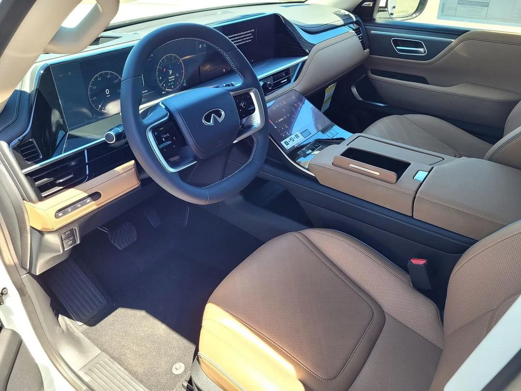 New 2026 White INFINITI Luxe 4WD image 6