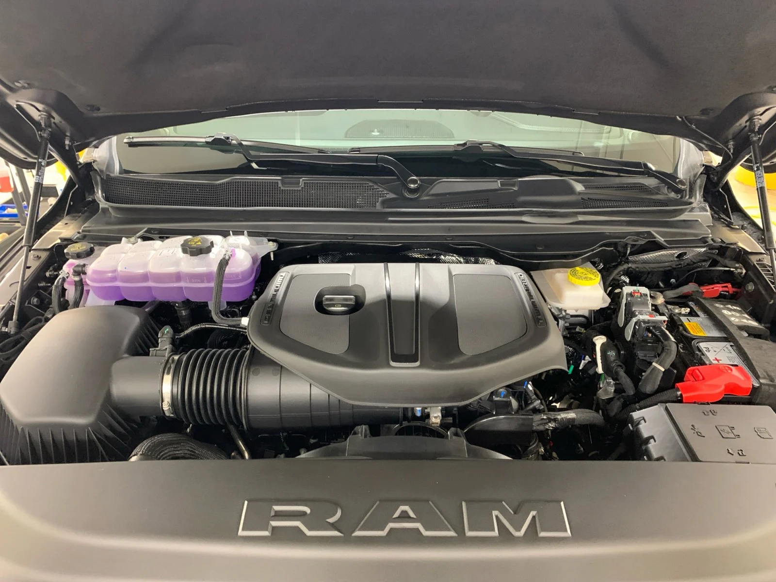 New 2026 Granite Crystal Metallic Ram Sport image 20